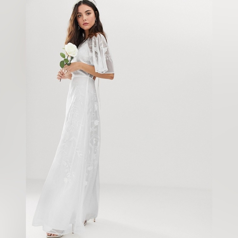 NWT ASOS Bridal  Mia Embroidered Flutter Sleeve Wedding Dress Size 8